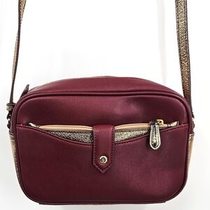 G.I.L.I Burgundy Red Gold Crossbody Puse